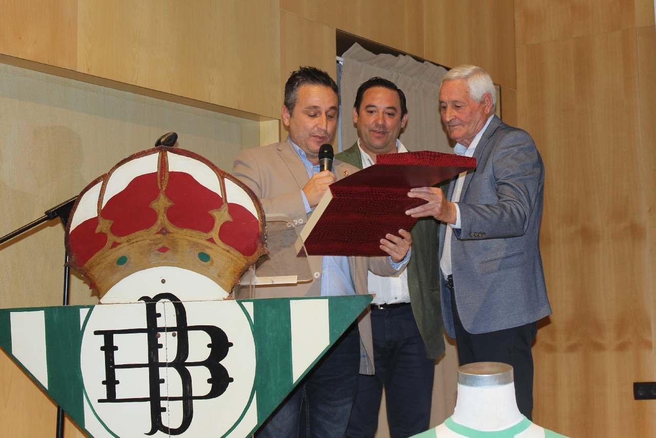 HOMENAJE PEPE GONZALEZ (1)