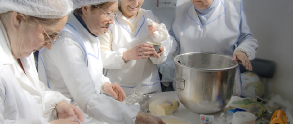 tallercocinamayores.jpg